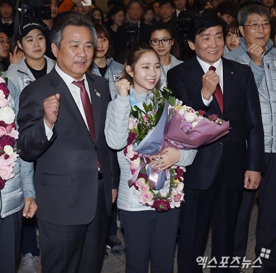 금의환향' 최다빈,"연아 언니의 응원, 더 열심히 하게 된 계기 | 인스티즈