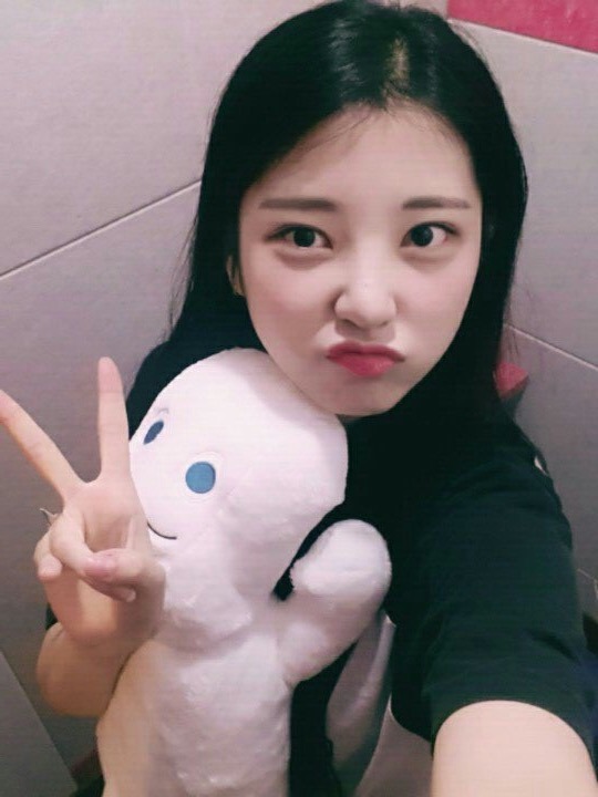 [프로듀스101] 22위 돼서 기분 좋아서 올리는 이수현 사진들.jpgif | 인스티즈