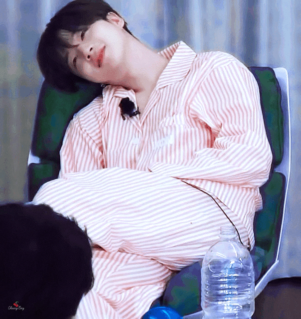 [고르기] 함께 여행간 연하 애인 고르기 | 인스티즈