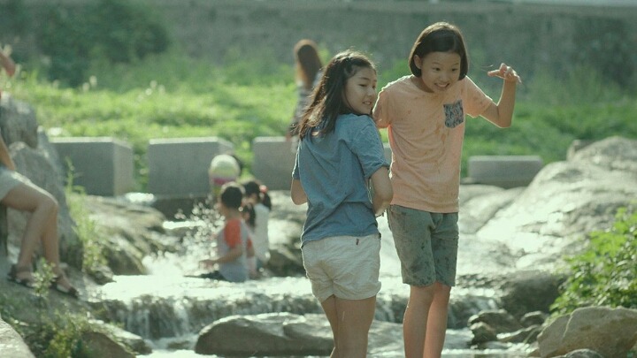 한국의 고레에다 히로카즈 라는 평을 받은 윤가은 감독의 장편 데뷔작 영화 [우리들] | 인스티즈