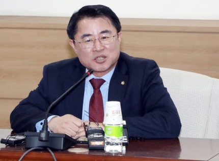 민평당"최순실 여죄 남김없이 밝혀 박근혜 엄벌해야" | 인스티즈