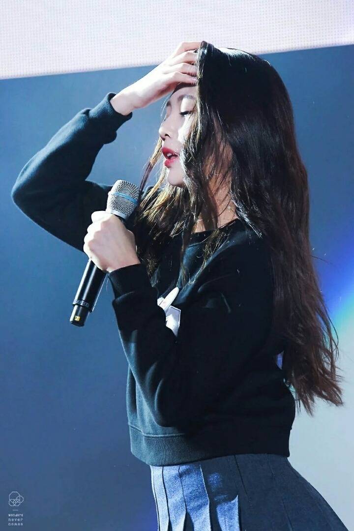 꾸준히 본인이 섹시하다 주장중이었던 조이.jpg | 인스티즈