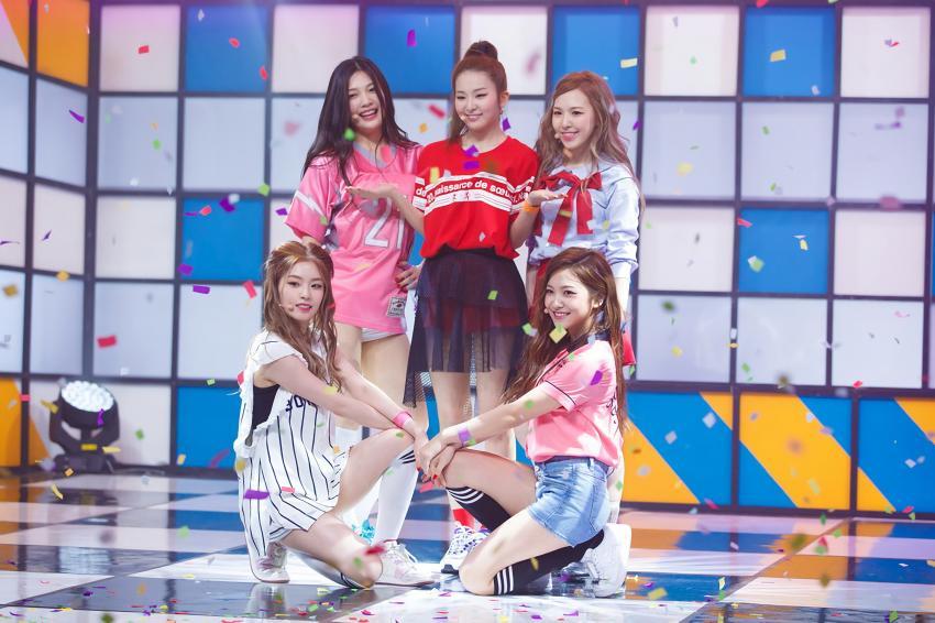 역장님 된 기념 레드벨벳 | 인스티즈