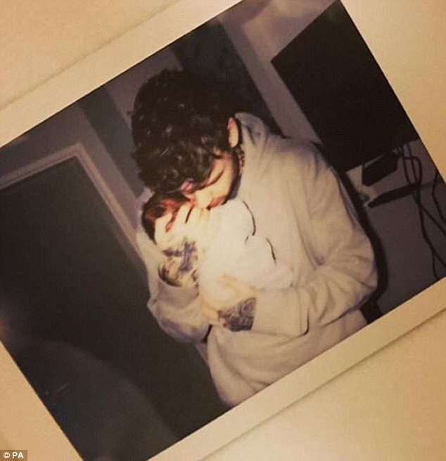 아들이름을 Bear으로 짓기로 한 리암 페인(원디) | 인스티즈