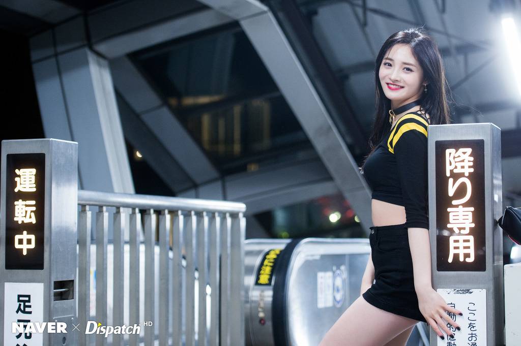 주결경 텅빈 일본 지하철역에서 혼자ㄷㄷㄷㄷ | 인스티즈