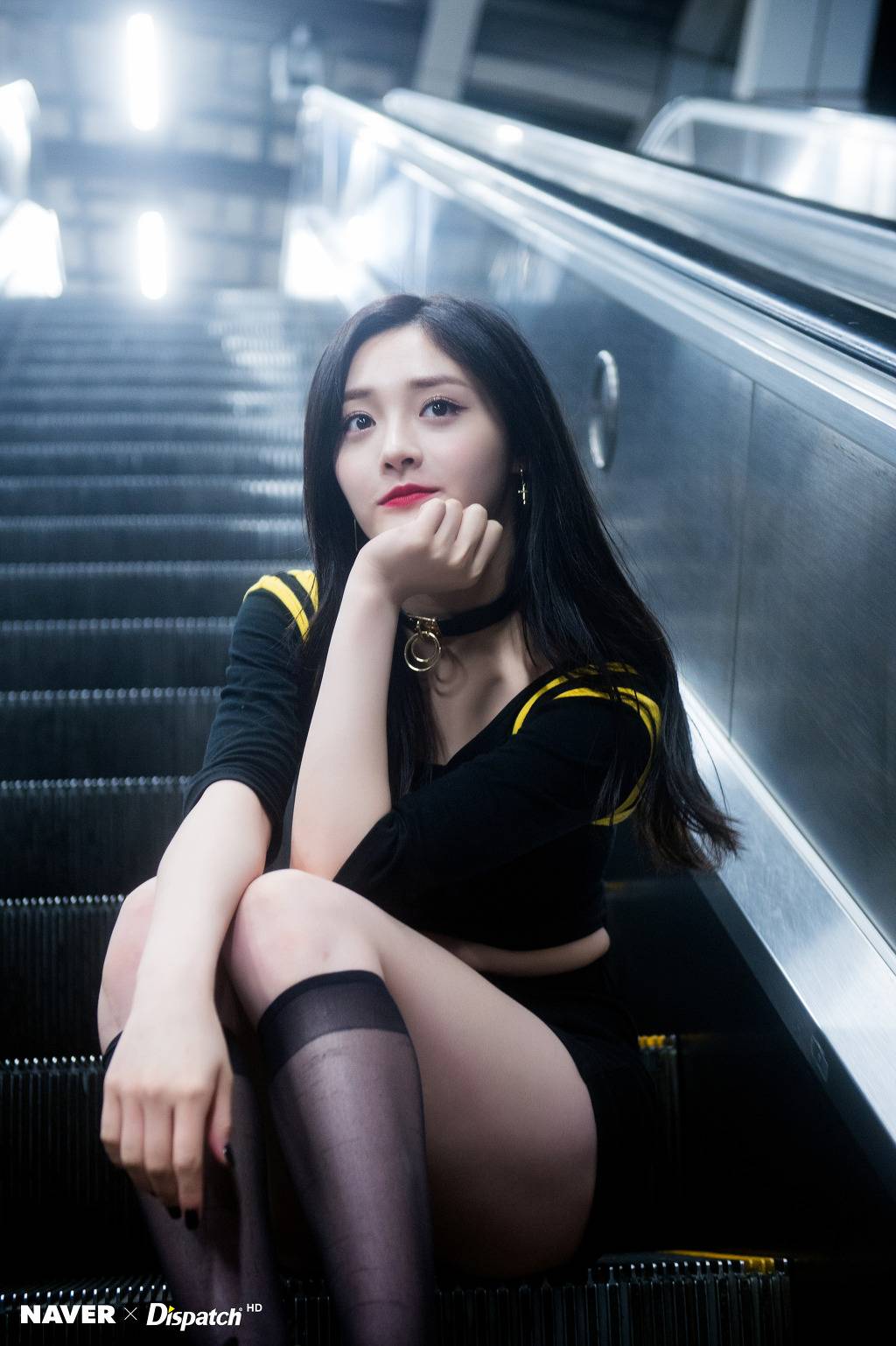 주결경 텅빈 일본 지하철역에서 혼자ㄷㄷㄷㄷ | 인스티즈