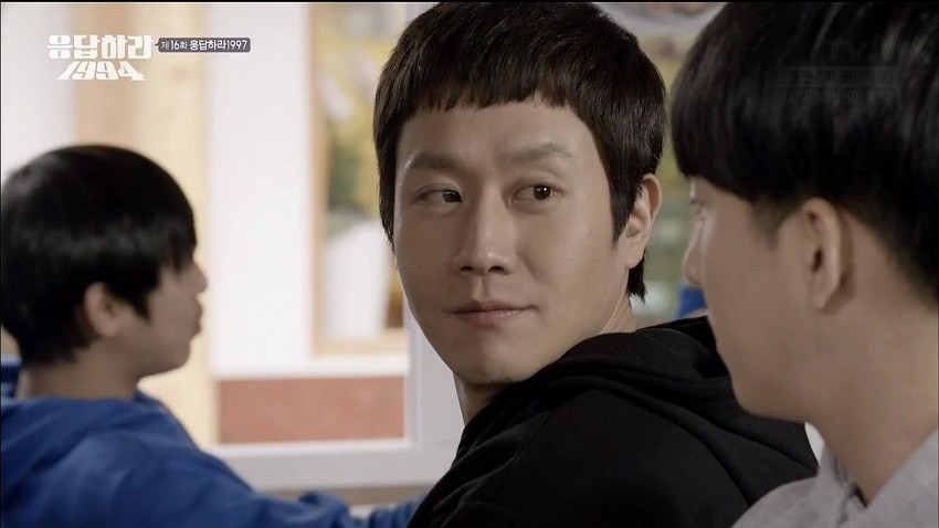 응사 신인들에게 현실 쓰성 같았던 정우.gif | 인스티즈