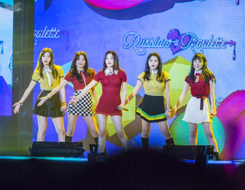 역장님 된 기념 레드벨벳 | 인스티즈