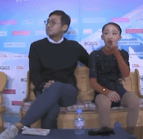 어린 여자선수 허리 만지는 남자 코치 | 인스티즈