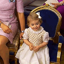 동생 세례식에 참석한 아기 공주들 | 인스티즈