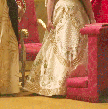 드라마로 보는 영국 엘리자베스2세여왕 대관식1 .gif | 인스티즈