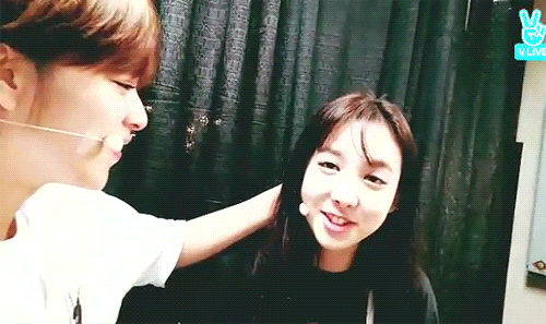 정연이때문에 삐진 나연이 | 인스티즈