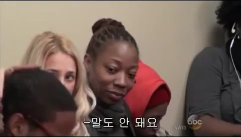 몰래카메라 인종차별 실험을 하다가 실험배우를 울게 만듬 | 인스티즈