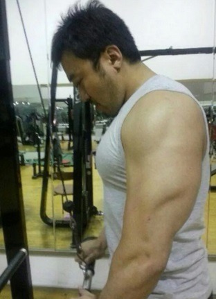 여자들이 남자몸볼때 은근히 제일많이보는부위.jpg | 인스티즈