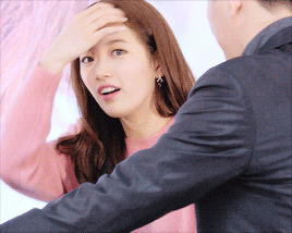 수지는 사랑입니다 gif | 인스티즈