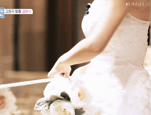 김세정 등근육.gif | 인스티즈