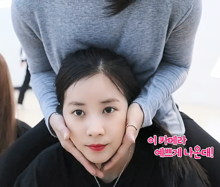 정은지 한테 조련당하는 박초롱.jpgif | 인스티즈