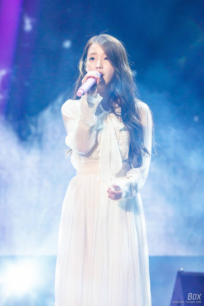 아이유 장발 vs 단발 | 인스티즈