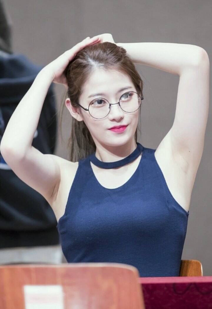 프리스틴 레나 겨드랑이.JPG | 인스티즈