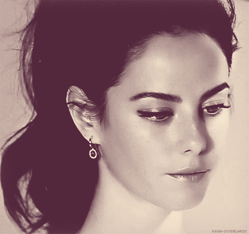 눈 속에 우주를 담고 있는 카야 스코델라리오.jpgif | 인스티즈