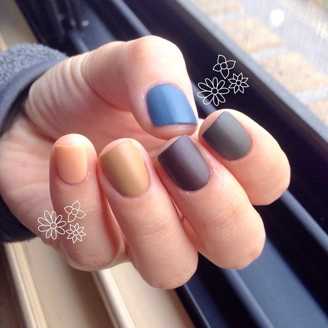 윤기나는 네일 vs 매트한 네일 여러분의 취향은?? | 인스티즈