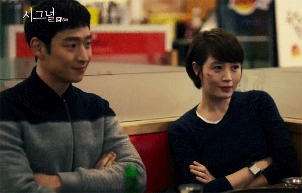 시그널이 공중파였다면 강제로 포텐셜 터졌을 러브라인.jpg | 인스티즈