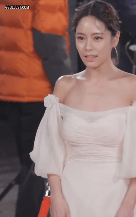 배우 홍아름 드레스.gif | 인스티즈