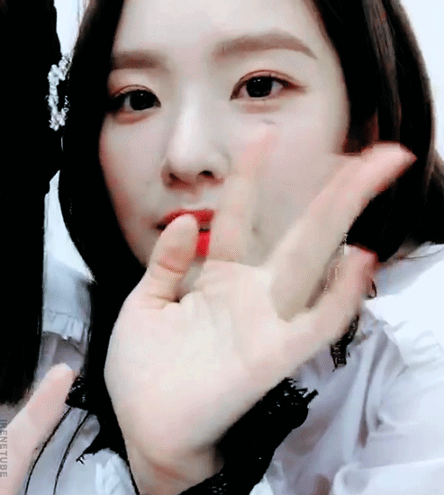 하얗고 이쁜 여자.gif | 인스티즈