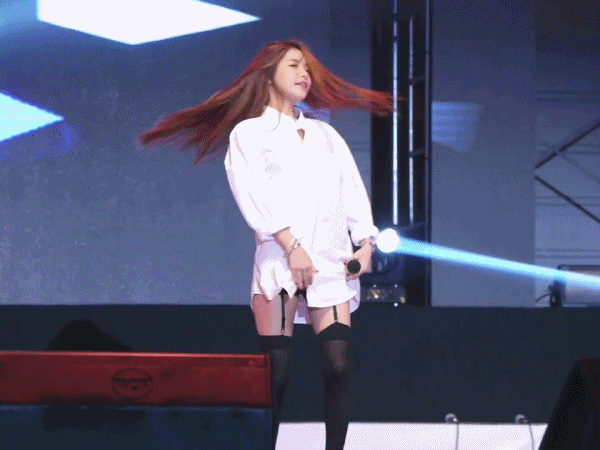 취향저격 제대로인 마마무 솔라 의상.gif | 인스티즈