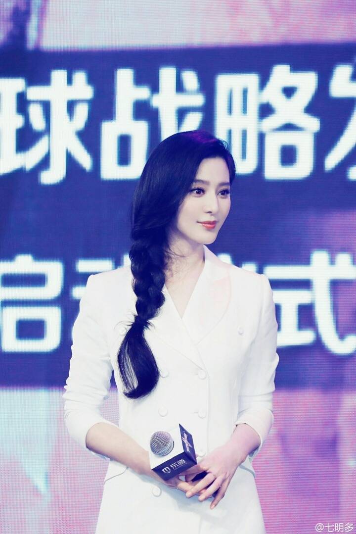 비주얼로 우리에게 충격을 줬던 외국 여자연예인들 | 인스티즈