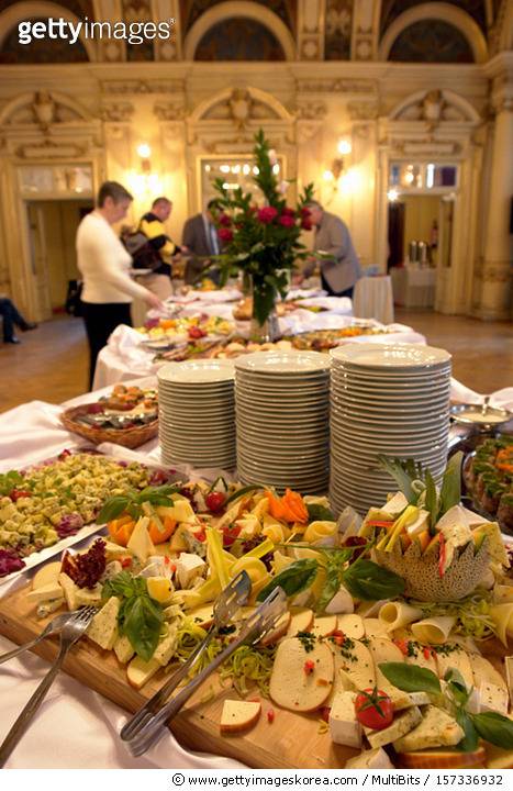 뷔페가 더 좋다 vs 한상차림 이 더 좋다 (결혼식에서) | 인스티즈