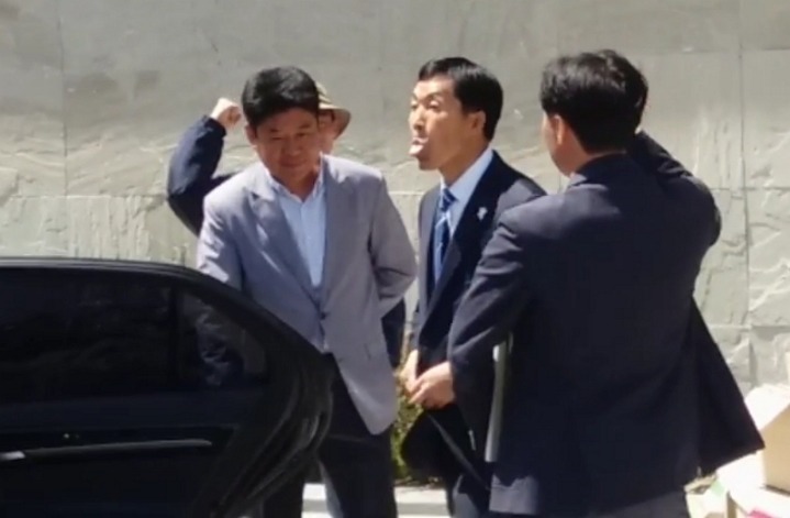 노조원에게 메롱한 춘천엠바보 사장.jpg | 인스티즈