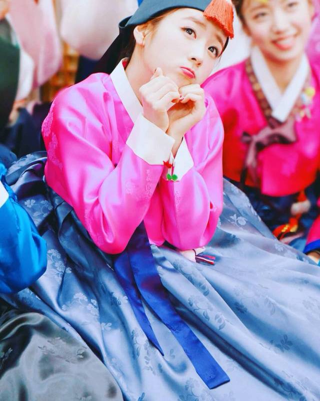 한복입은 에이핑크 윤보미.jpg | 인스티즈