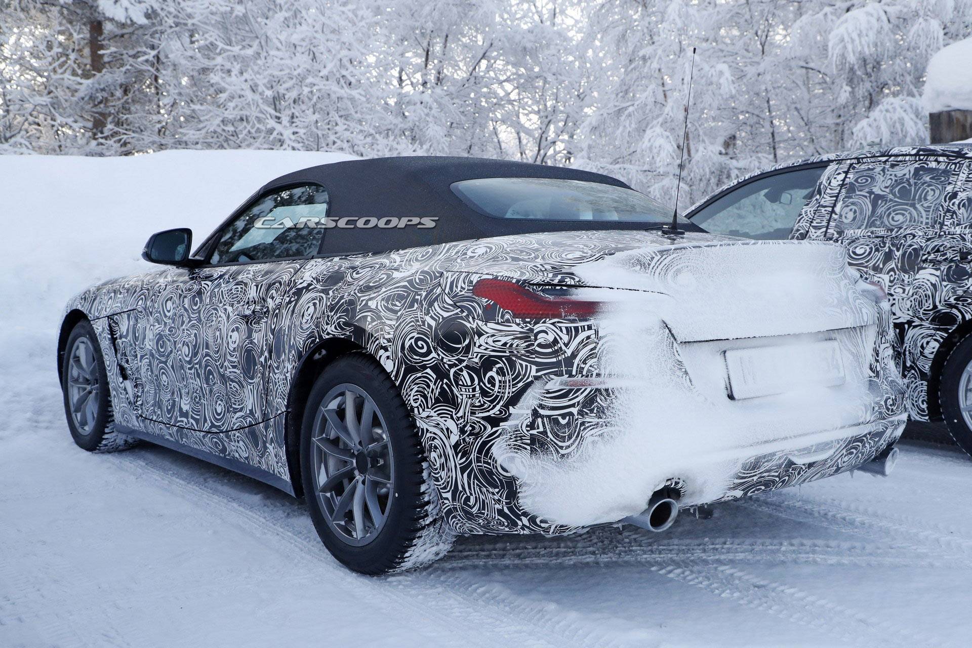 신형 BMW 3시리즈 & 신형 BMW Z4 & 신형 도요타 수프라 위장막 [데이터주의] | 인스티즈