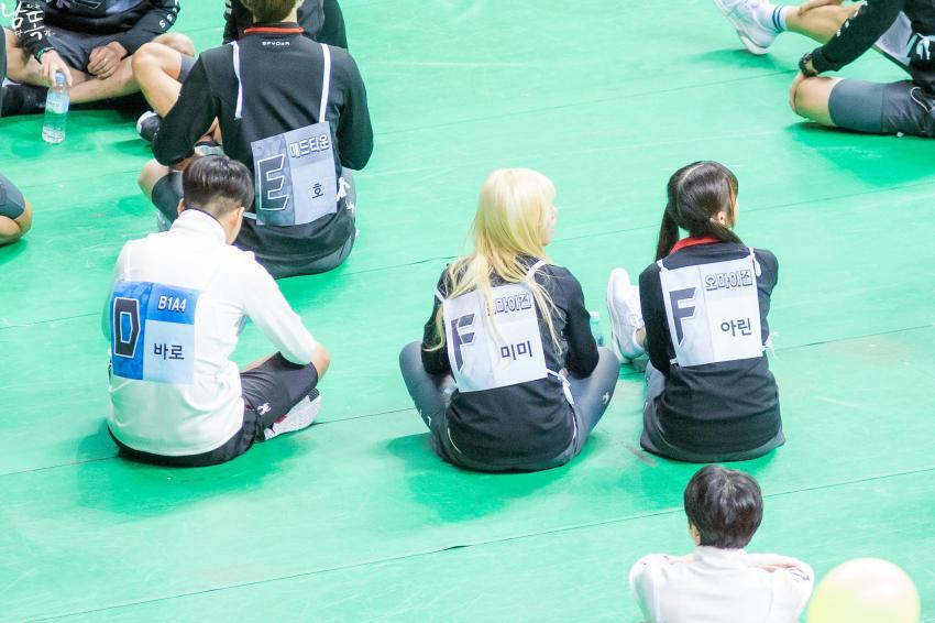 뒷모습도 너무 애기애기한 걸그룹 오마이걸 아린.JPG | 인스티즈