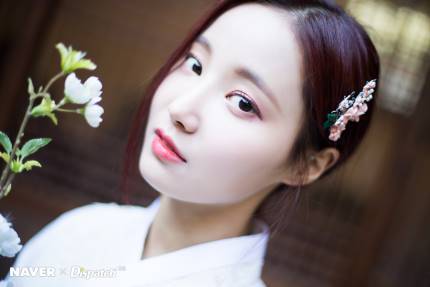 한복입은 모모랜드 연우 | 인스티즈