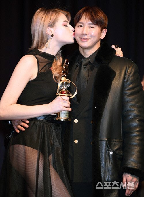 권태호랑 사귀는 러시아 모델 | 인스티즈