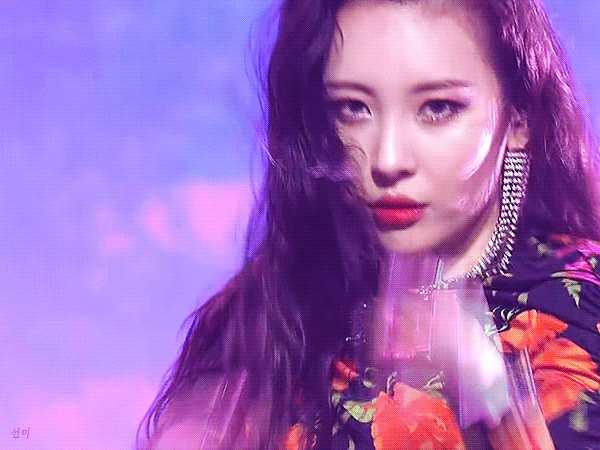 예쁜 날 두고 가시나 | 인스티즈