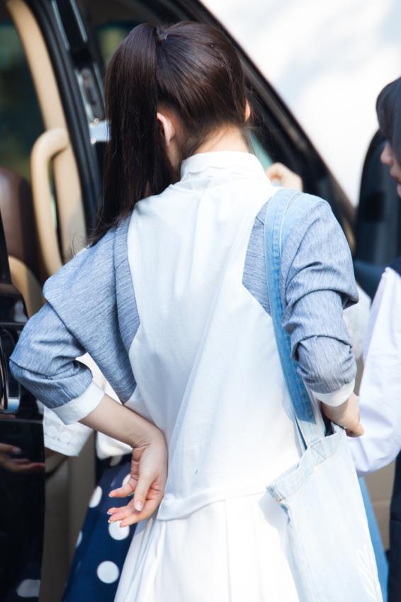 뒷모습도 너무 애기애기한 걸그룹 오마이걸 아린.JPG | 인스티즈