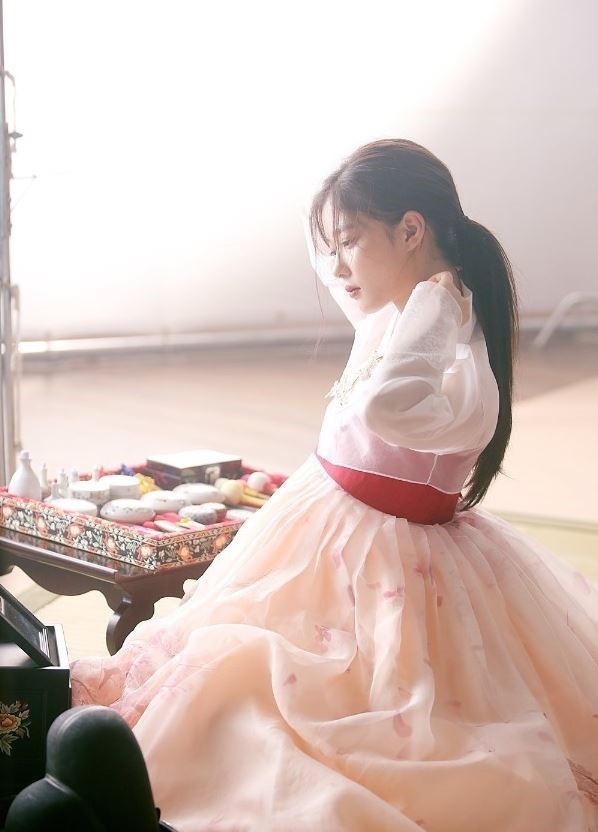 애기때부터 전국민이 성장과정을 지켜봐온 여자 연예인 | 인스티즈