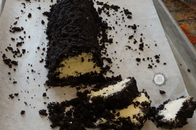 오레오 츄러스 & 오레오 아이스크림 롤케이크 실사.jpg | 인스티즈