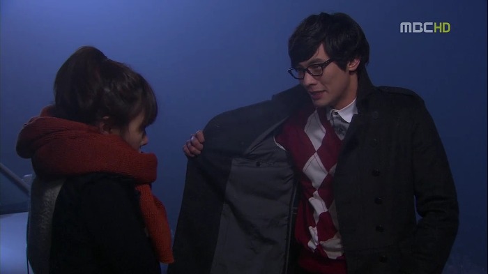 [지붕뚫고하이킥] 어이없는 일의 연속 (목도리 키스신 주의).jpg | 인스티즈