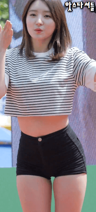 아이돌 꿀벅지 최강자 | 인스티즈