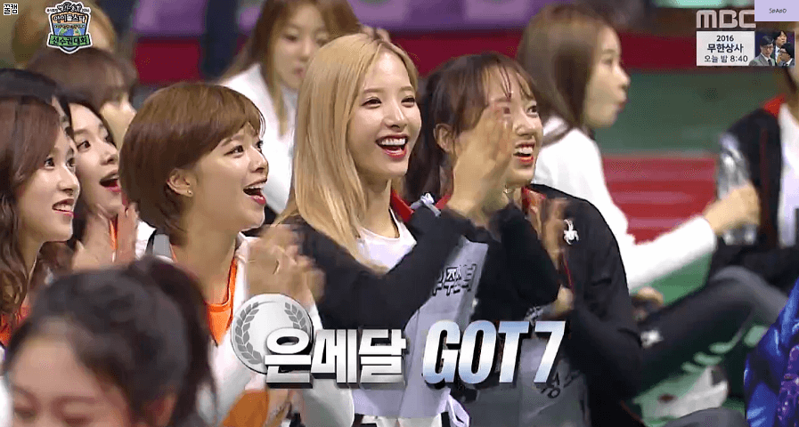 2016 추석 아육대 걸그룹 친목짤 | 인스티즈