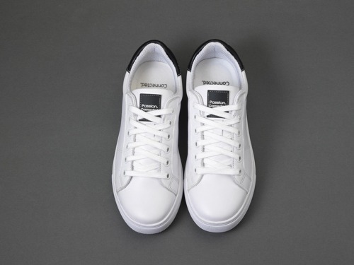 롱패딩에 이어 불티나게 팔리고 있는 평창 스니커즈.jpg | 인스티즈