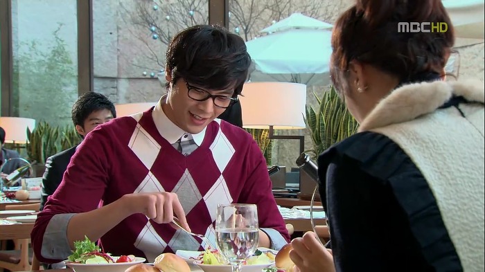 [지붕뚫고하이킥] 어이없는 일의 연속 (목도리 키스신 주의).jpg | 인스티즈