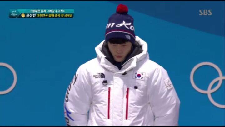 윤성빈 금메달 시상식.jpg | 인스티즈