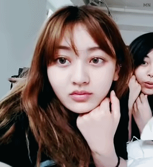 [트와이스] 이것은 지효의 쌩얼 | 인스티즈