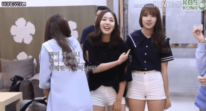 여자친구 예린의 나쁜 손 모음.gif | 인스티즈