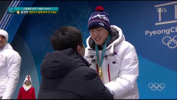 윤성빈 금메달 시상식.jpg | 인스티즈